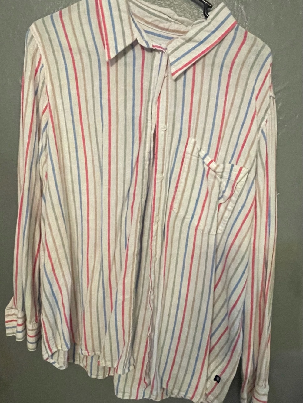 GAP White Button-Down with pink, gray & Light Blue Stripes